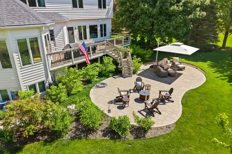40W675 Stonebriar Lane Elgin IL 60124