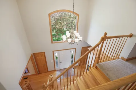 40W675 Stonebriar Lane Elgin IL 60124