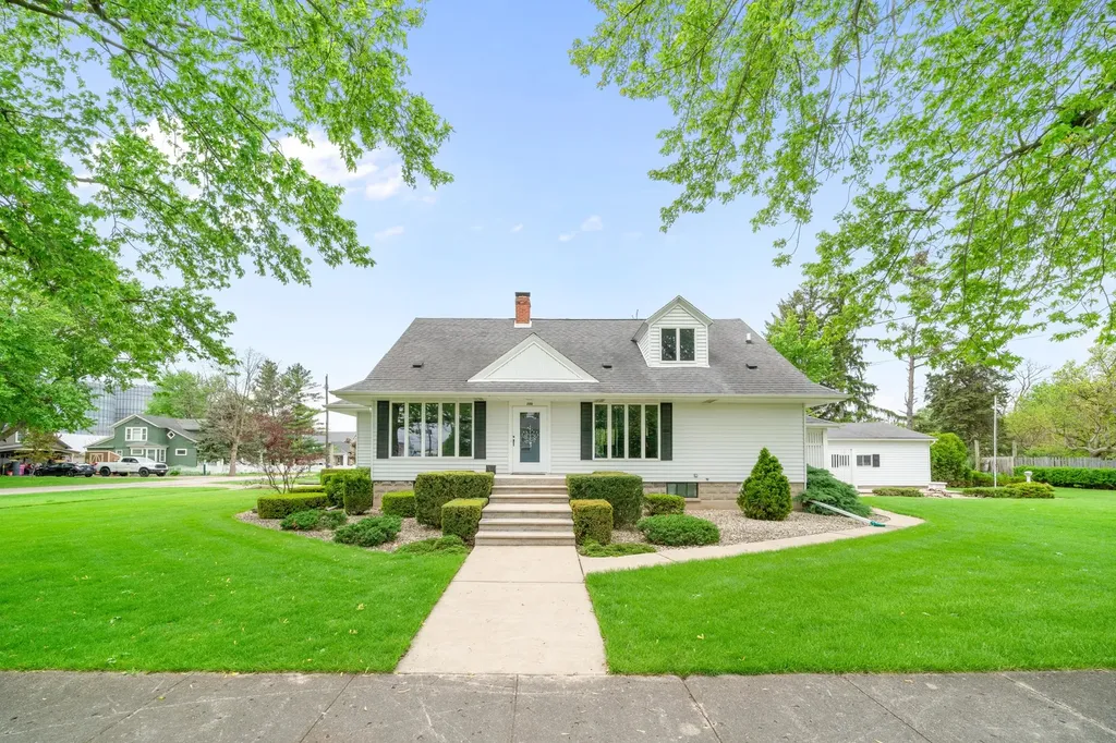 200 North Liberty Street Leland IL 60531