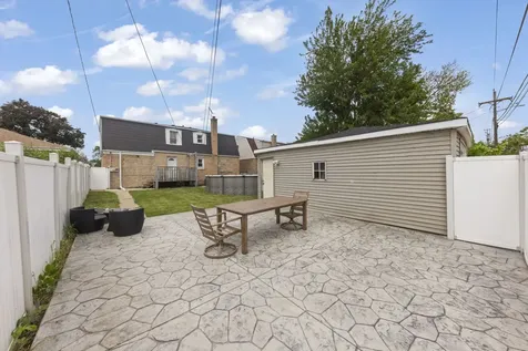 3037 Ernst Street Franklin Park IL 60131