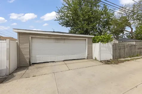 3037 Ernst Street Franklin Park IL 60131
