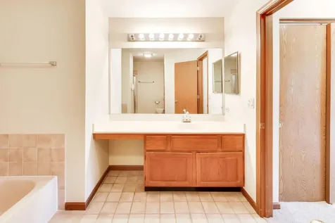 21040 West Hazelnut Lane Plainfield IL 60544