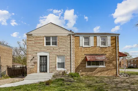 2556 East 97th Place Chicago IL 60617