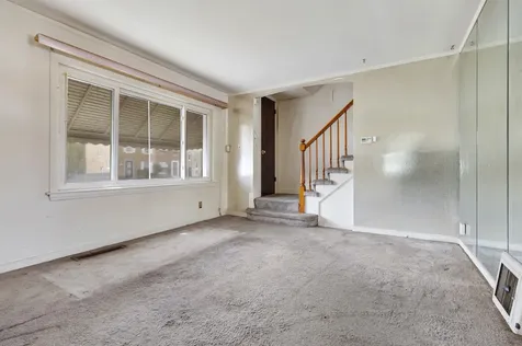 2556 East 97th Place Chicago IL 60617