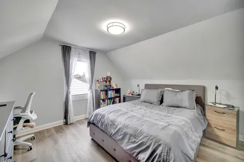 7022 West 114th Place Worth IL 60482
