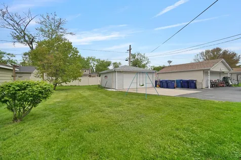 7022 West 114th Place Worth IL 60482
