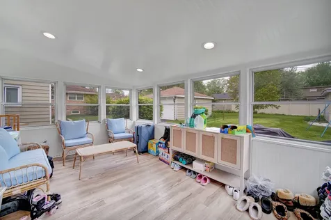 7022 West 114th Place Worth IL 60482