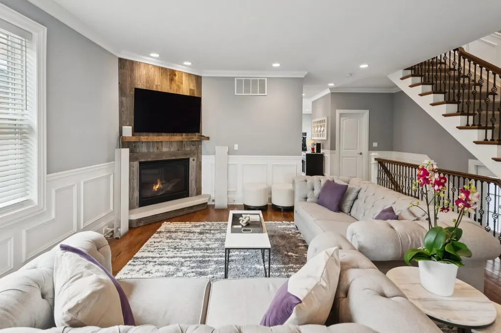 5450 North Natoma Avenue Chicago IL 60656
