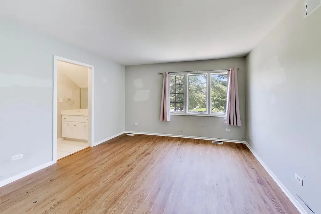 2232 Regency Woods Drive Lisle IL 60532
