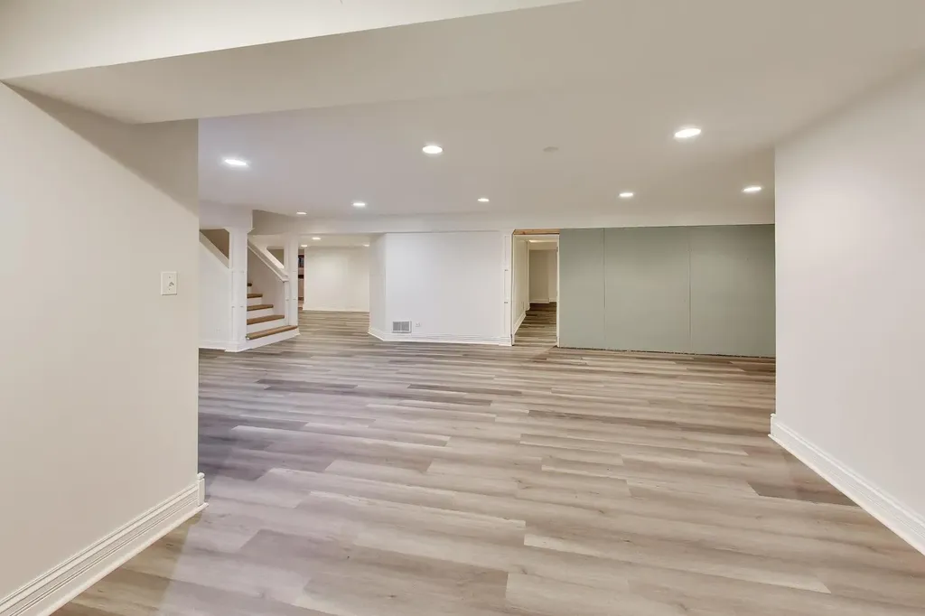 2232 Regency Woods Drive Lisle IL 60532
