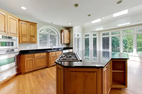 2232 Regency Woods Drive Lisle IL 60532
