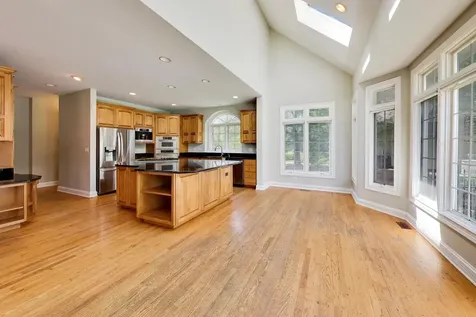 2232 Regency Woods Drive Lisle IL 60532