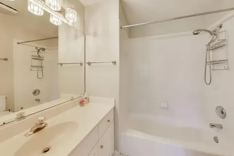 2232 Regency Woods Drive Lisle IL 60532