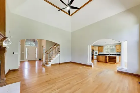 2232 Regency Woods Drive Lisle IL 60532