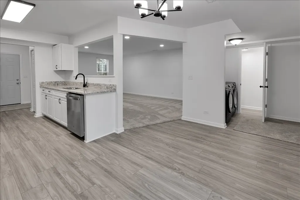 984 Four Seasons Boulevard Aurora IL 60504