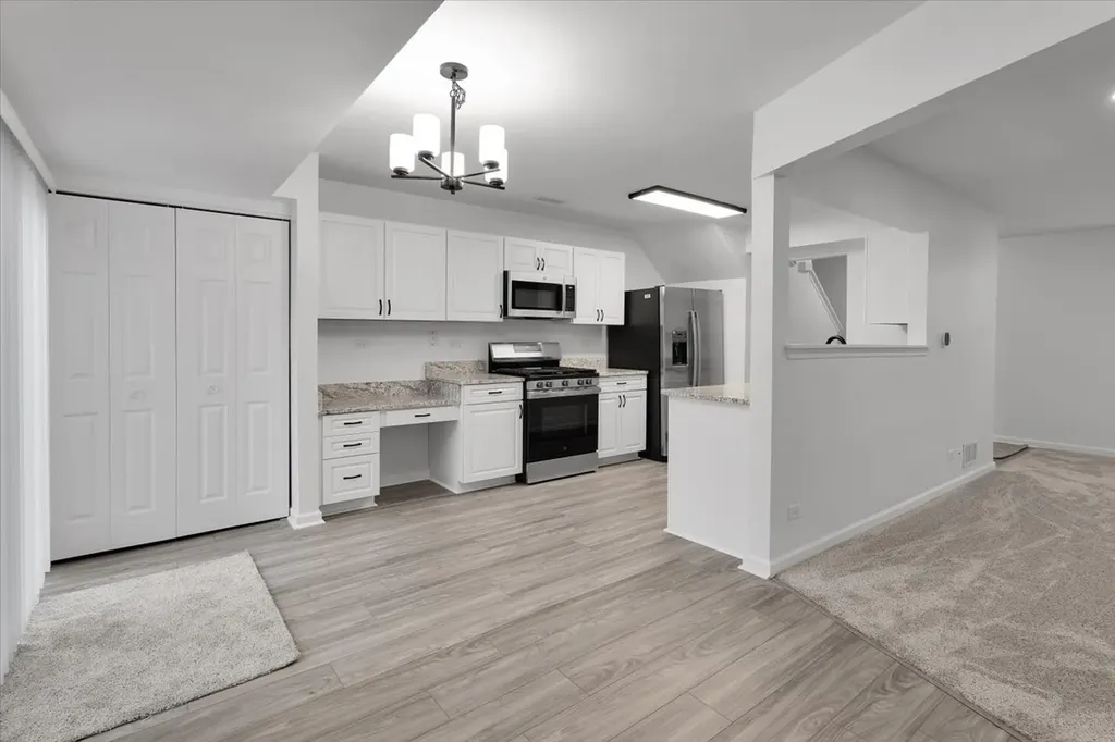 984 Four Seasons Boulevard Aurora IL 60504
