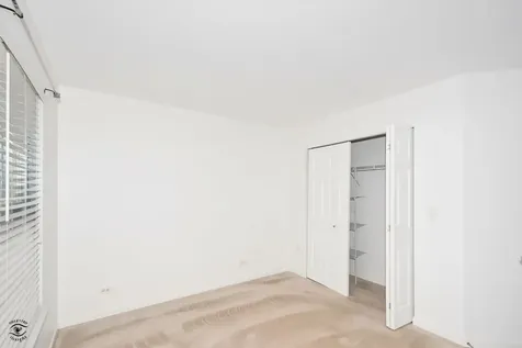 582 Declaration Lane Aurora IL 60502