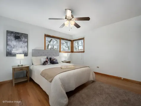 18547 Lexington Avenue Homewood IL 60430
