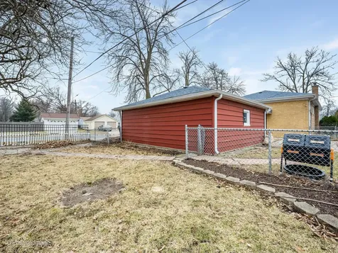 18547 Lexington Avenue Homewood IL 60430