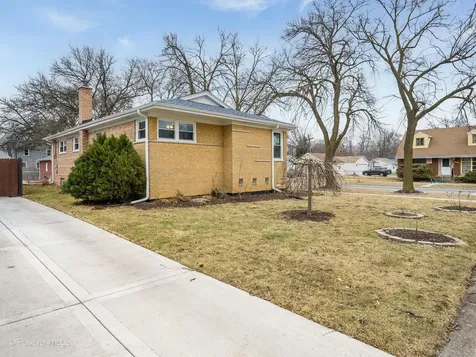 18547 Lexington Avenue Homewood IL 60430