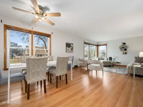 18547 Lexington Avenue Homewood IL 60430