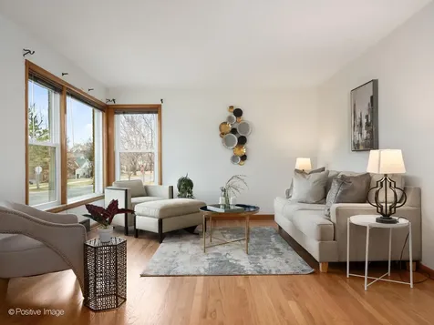 18547 Lexington Avenue Homewood IL 60430