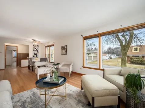 18547 Lexington Avenue Homewood IL 60430