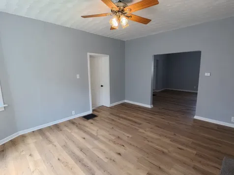 649 Indiana Avenue Galesburg IL 61401