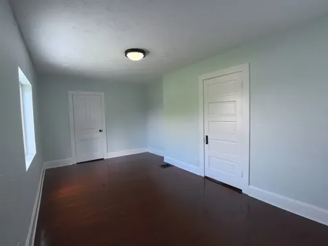 649 Indiana Avenue Galesburg IL 61401