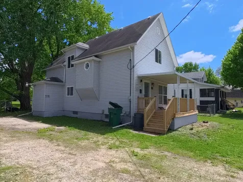 649 Indiana Avenue Galesburg IL 61401