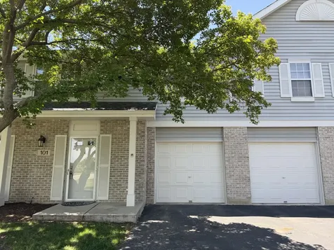 101 South Oakhurst Drive Aurora IL 60504