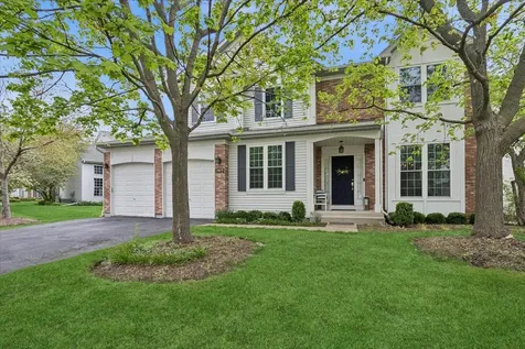 29675 North Environ Circle Lake Bluff IL 60044