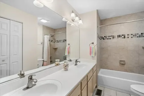 29675 North Environ Circle Lake Bluff IL 60044