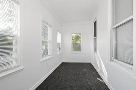 7642 South Dante Avenue Chicago IL 60619