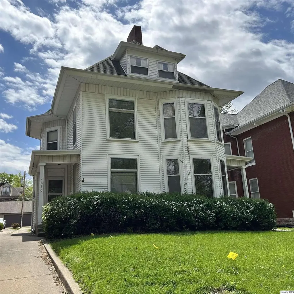 1640 Jersey Quincy IL 62301