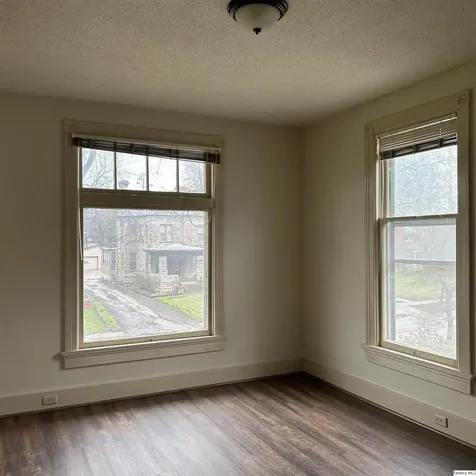 1640 Jersey Quincy IL 62301