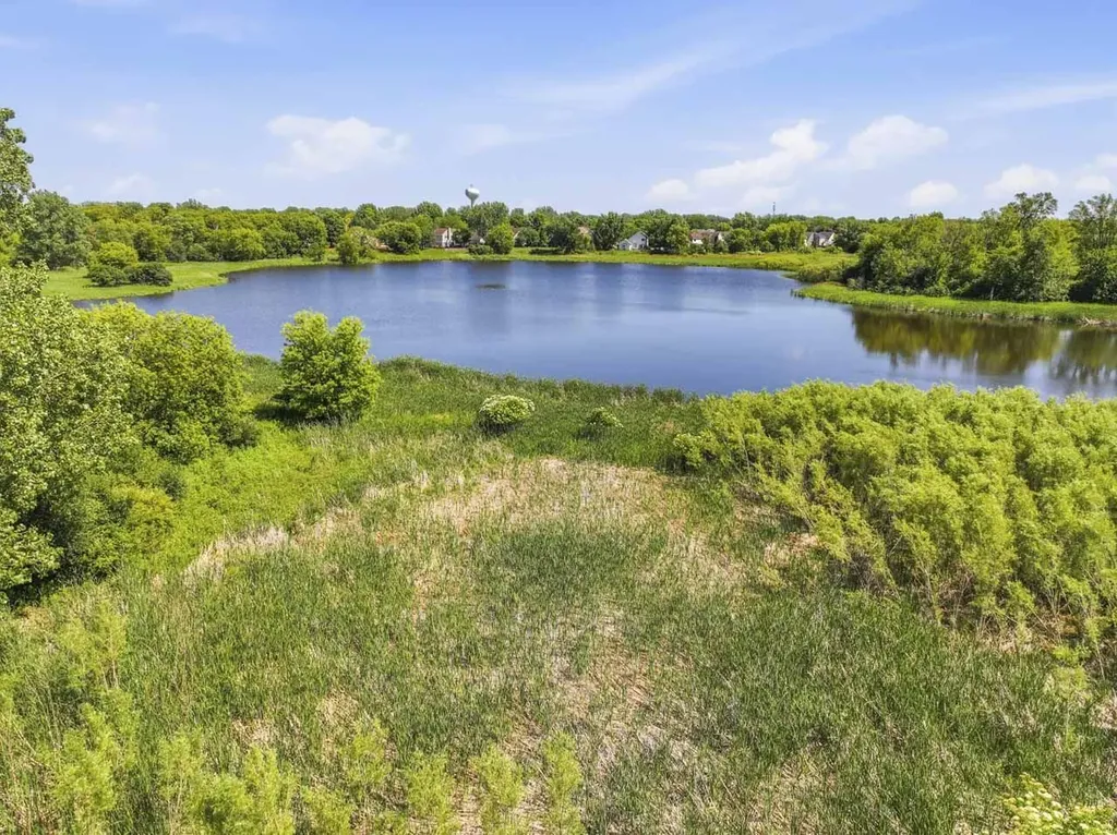 2814 Impressions Drive Lake In The Hills IL 60156