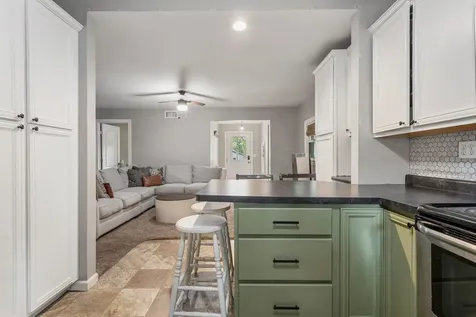 702 East Lincoln Street Monticello IL 61856