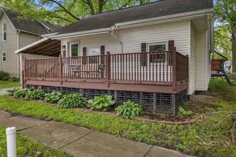 702 East Lincoln Street Monticello IL 61856
