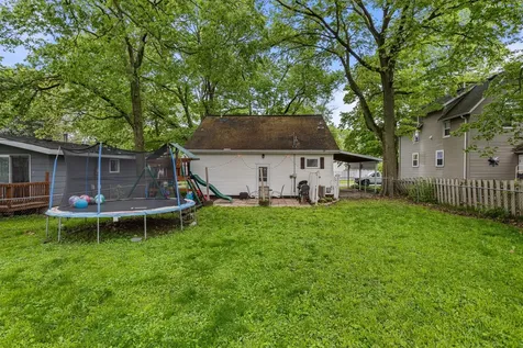 702 East Lincoln Street Monticello IL 61856