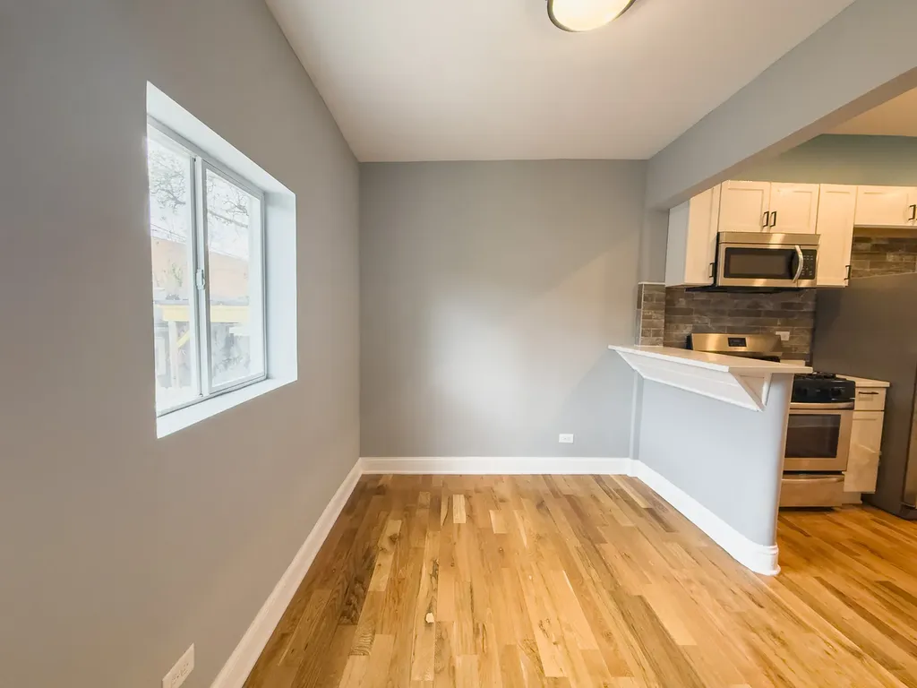 5415 West Rice Street Chicago IL 60651