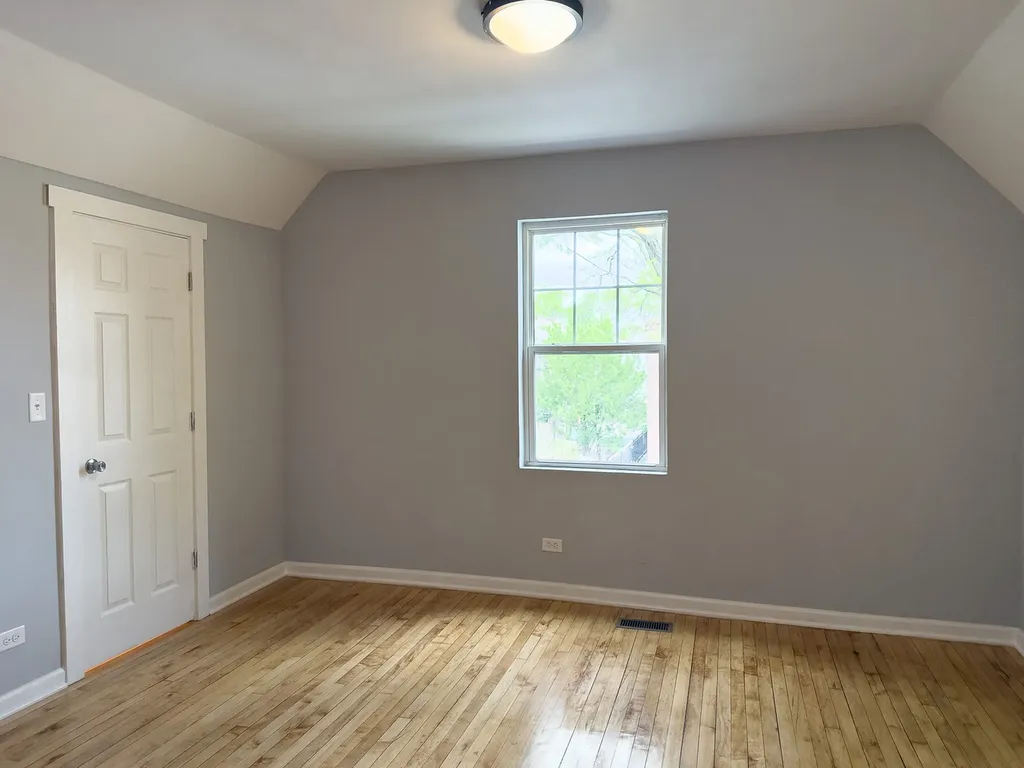 5415 West Rice Street Chicago IL 60651