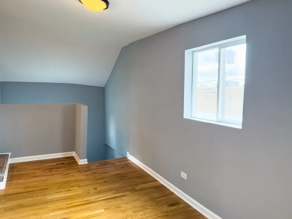5415 West Rice Street Chicago IL 60651