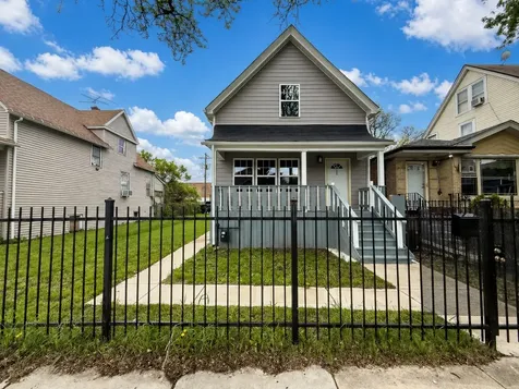 5415 West Rice Street Chicago IL 60651