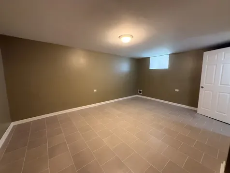 5415 West Rice Street Chicago IL 60651