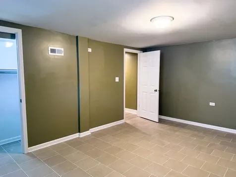 5415 West Rice Street Chicago IL 60651