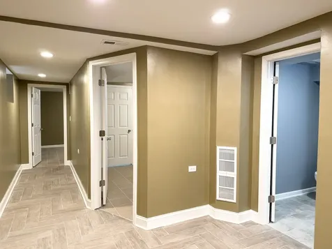 5415 West Rice Street Chicago IL 60651