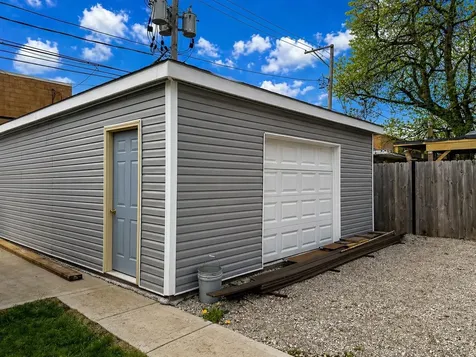 5415 West Rice Street Chicago IL 60651