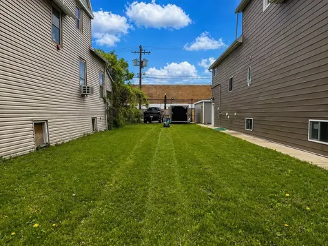 5415 West Rice Street Chicago IL 60651