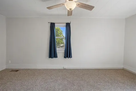209 East Griggs Street Mansfield IL 61854